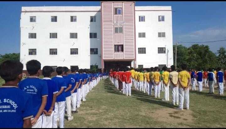 Morning assembly with perfect discipline