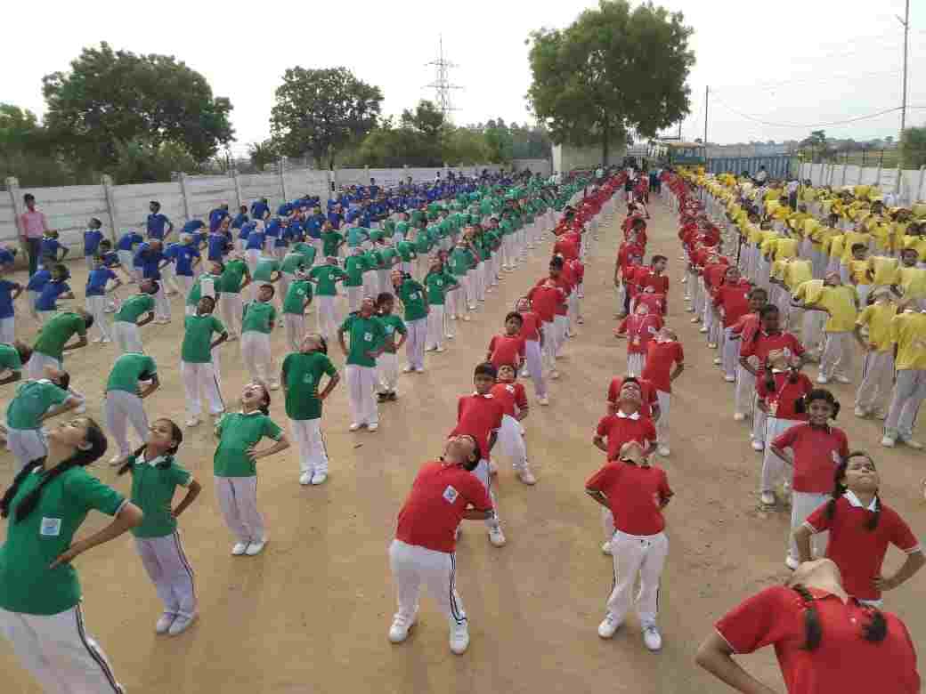DAV  SCHOOL campus
